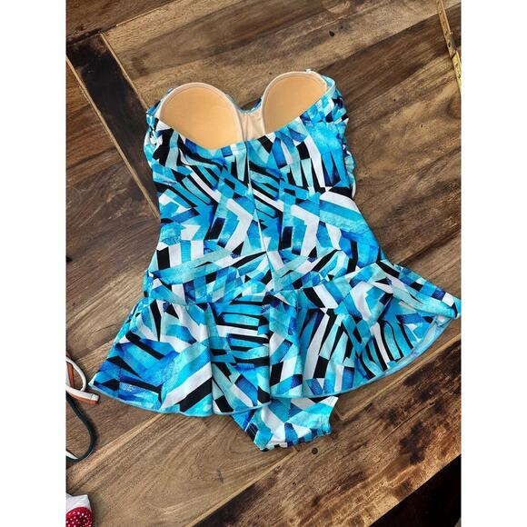 Shore Shapes Women's Blue White Build In Bra One Piece Swimsuit Size 12 - Picture 3 of 5